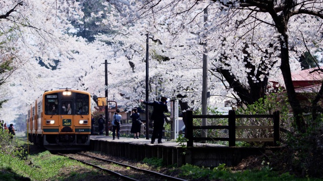 Ashinokoen Station