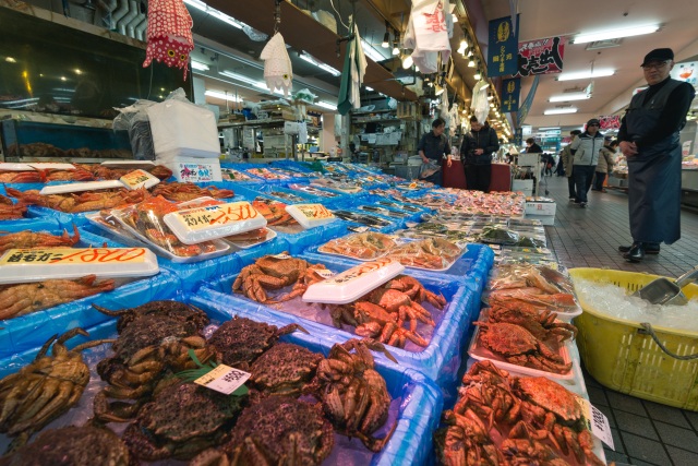 八食中心鱼料理摊贩