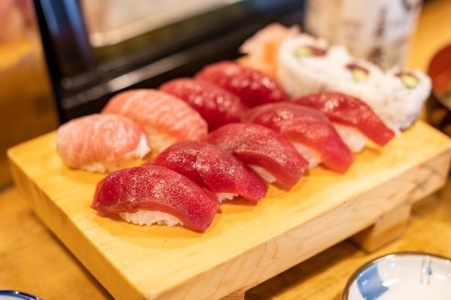 Minmaya tuna sushi