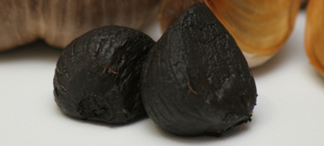 真っ黒なフルーツニンニク「元気くん」！