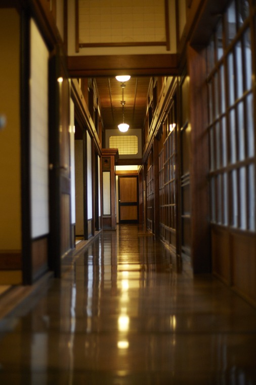 太宰の意外な一面と津軽の暮らしを知る「太宰治疎開の家」