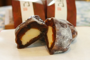 弘前土手町の「柿の菓子」