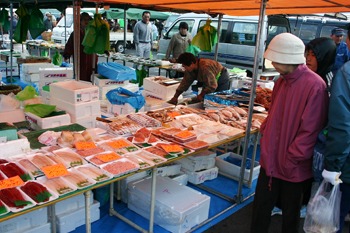 日本一！　八戸の朝市