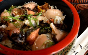 さざえ丼　さざえ丼　さざえ丼は美味しいなー