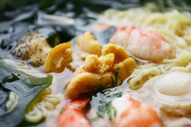 種差海岸 「磯ラーメン街道」(3) 芝亭