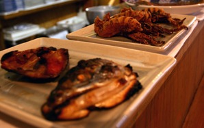 陸奥湊の市場の近くの食堂～みなと食堂