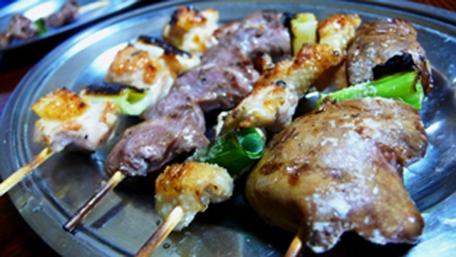 青森市ニコニコ通りを入る　「鳥清」