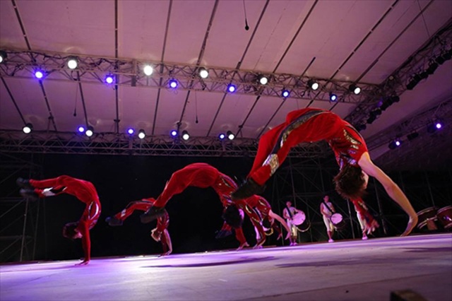 青森の文化が融合する男子新体操舞台「BLUE VOL.03」