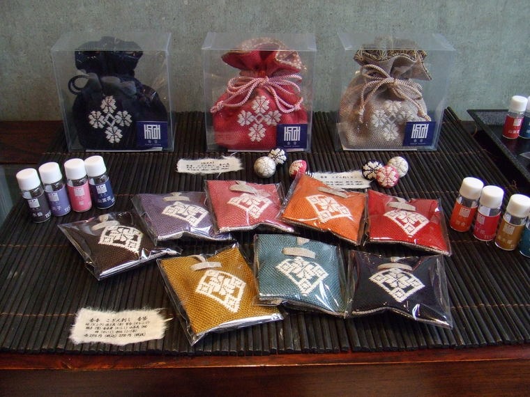 「津軽こぎん刺し」×「日本の香り」!お台場に現る