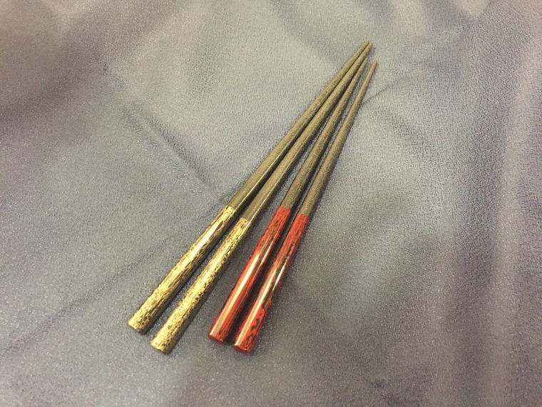 毎日使う津軽塗「箸ギャラリー門」