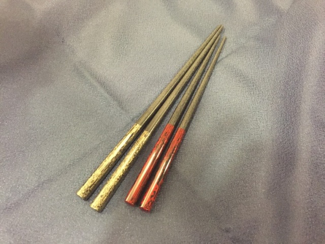 毎日使う津軽塗「箸ギャラリー門」