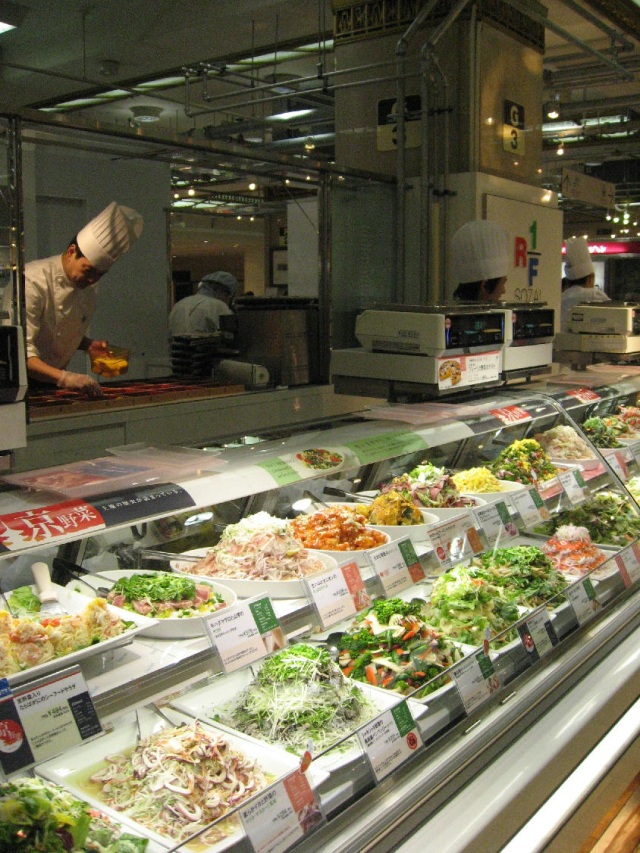 「雪中にんじん」のサラダ