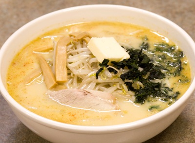 青森味噌カレー牛乳ラーメン ハーフ