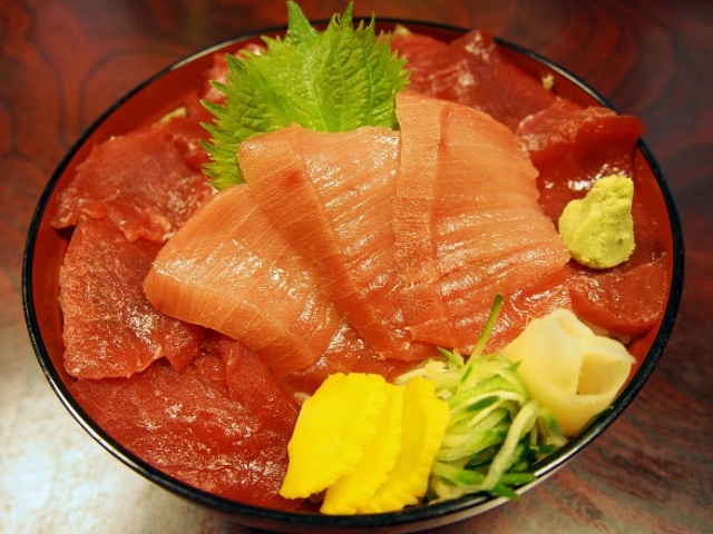 安心してください。大間町で大間マグロは食べられます!