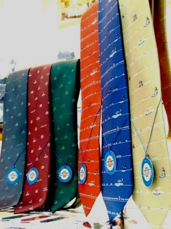 ちょっとイイでしょ！　「カーリングネクタイ」