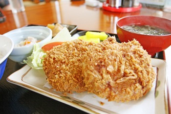 大湊海軍コロッケ　～むつドライブイン～