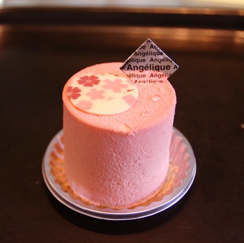 ひろさきさくらスイーツ１　～Angelique(アンジェリック)～