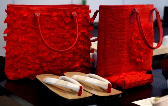 青森工芸品・雪むこうの女の手仕事展