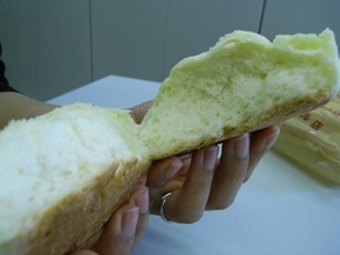 夏本番！つがる市に来たら、つがるメロンとメロンパンを♪