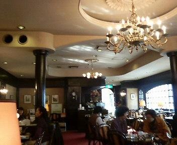 カシスのケーキ!