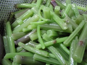 今年はたくさん「ミズ」を食べてます♪