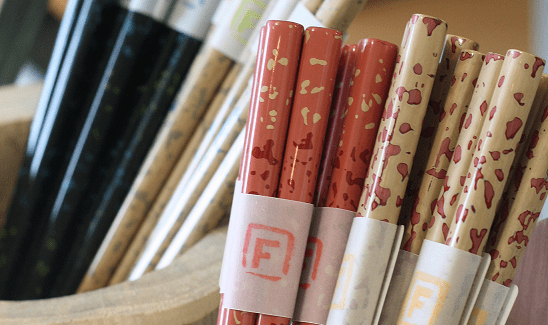 津軽の伝統工芸品「こぎん刺し」「津軽塗」とデザインの力