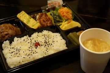 弘前で普段着の弁当を～土紋～