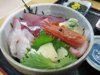 ピアハウス　～海鮮市場の中で、西海岸の海の幸をいただく～