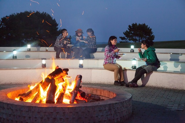 種差海岸で特別な夕食と朝食はいかがでしょうか?