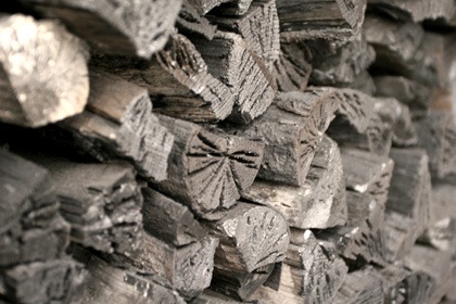 おいしい？木炭