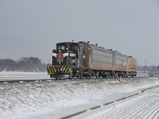 乗ってよし！撮ってよし! ストーブ列車も運行開始