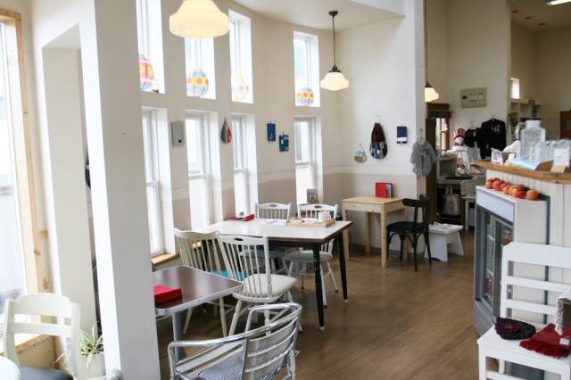 カフェ・イリスのアップルパイ　～板柳のりんごスイーツ～