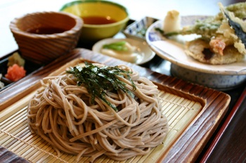 南郷のそばを　～三稜荘～