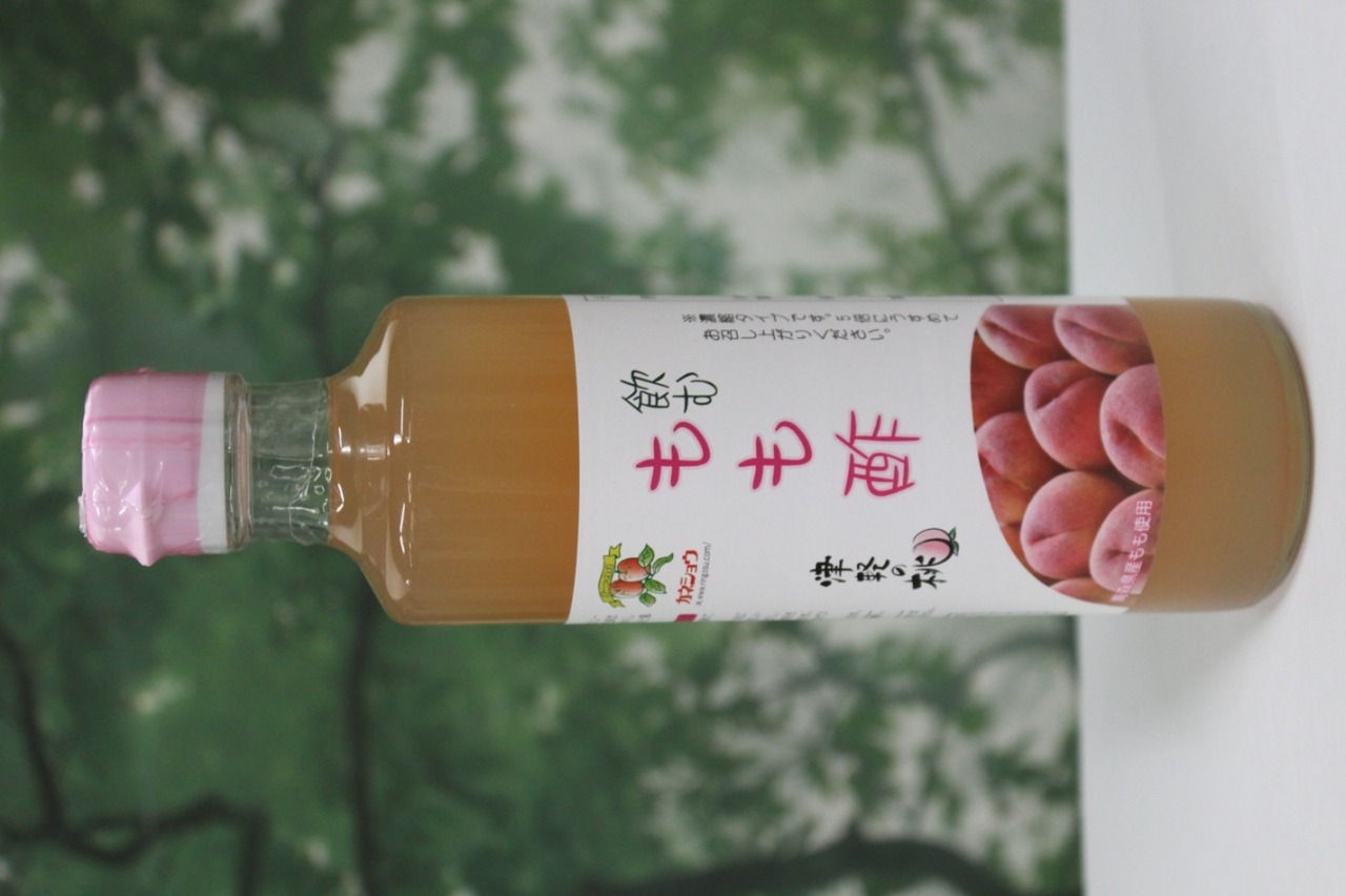 新商品「飲むもも酢」