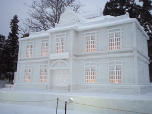 弘前雪燈籠まつり開催中（１４日まで）！