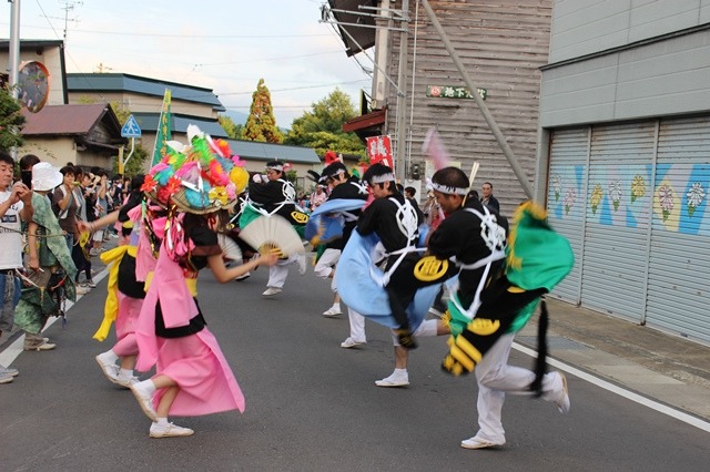 荒馬の町・今別の天然わかめに夢をのせて