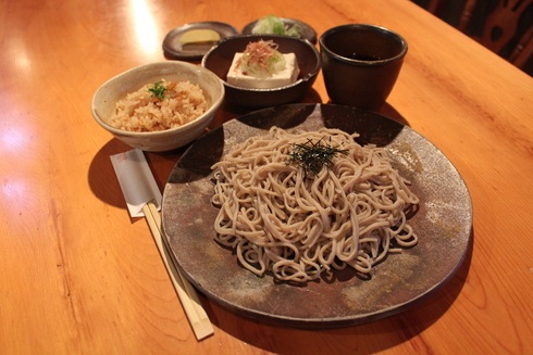 ＪＡＺＺ喫茶でいただく階上そば