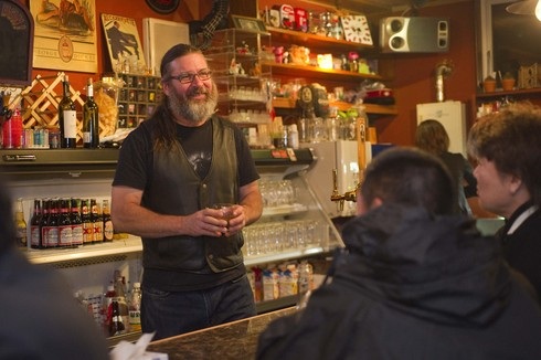 基地の街三沢でアメリカンな夜を
