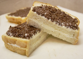 青森ふるさとベーカリー1　～チャパティ(おくせのパン)の『チョコチップ』 ～