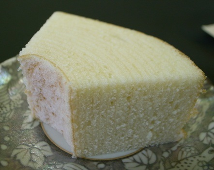 純粋なバウムクーヘン 「こめたまホワイトばうむ MIZUHO」