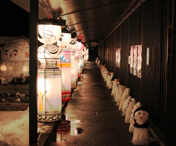 こけし灯ろう展示中です!