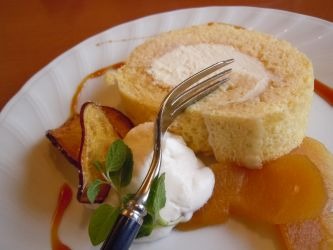 “青森県産りんご”と“鹿児島産さつまいも”がshake hands♪