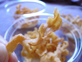 青森の旅のお供に『カリポリ貝ひも』