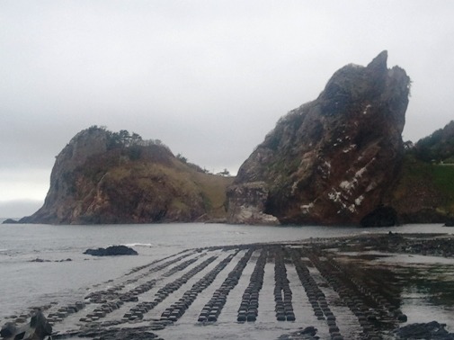 本州最北の縁結びパワースポット！願掛岩