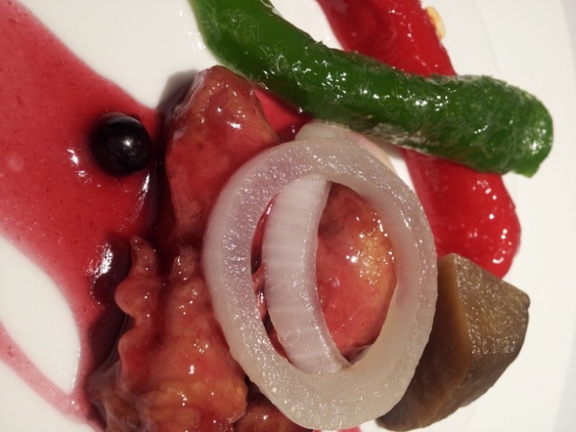 「酢豚にカシス」、これってアリですか?