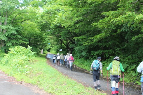 キリストも登った？　戸来岳トレッキング