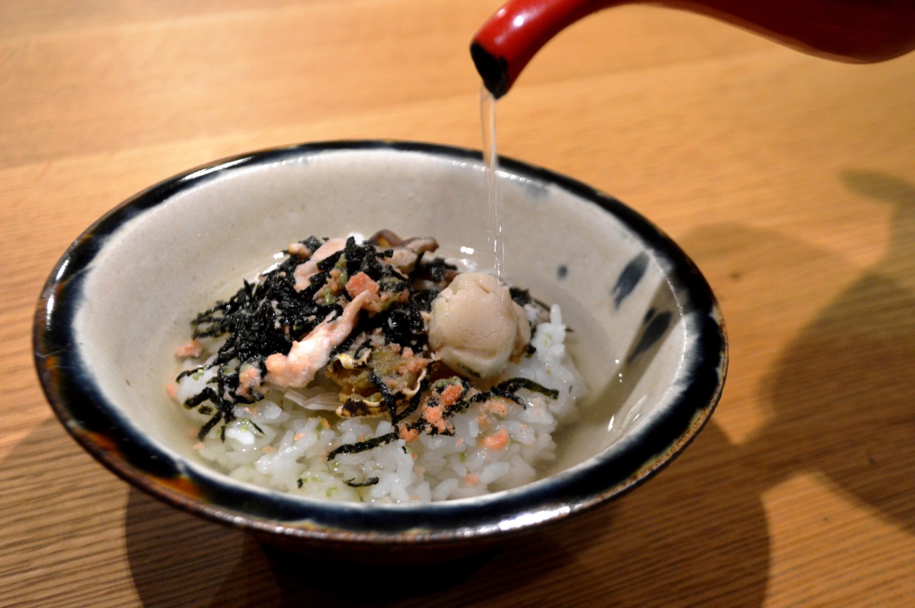 寒い冬の夜に、あったかいお茶漬けを。「のっけ丼茶漬」