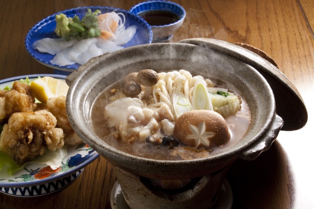 刺身＋あん肝＋共和え＋煮こごり＋唐揚げ＋鍋=風間浦村鮟鱇！