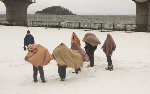 平内町で地吹雪体験！冬なのに夏泊スノービーチ～雪の渚ｄｅ地吹雪体験～
