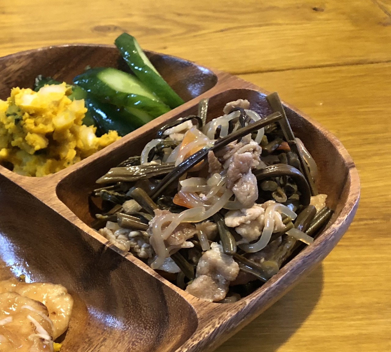 シリーズ第二弾！山のダイヤ「ゼンマイ」の本格シーズンが到来。